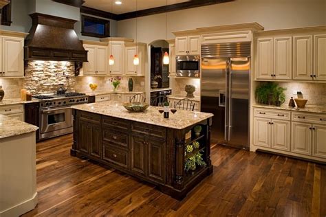 Luxury Kitchens How To Hide Seams In Natural Stone