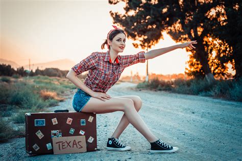 Download Hitchhiking Brunette Shorts Suitcase Woman Model Hd Wallpaper