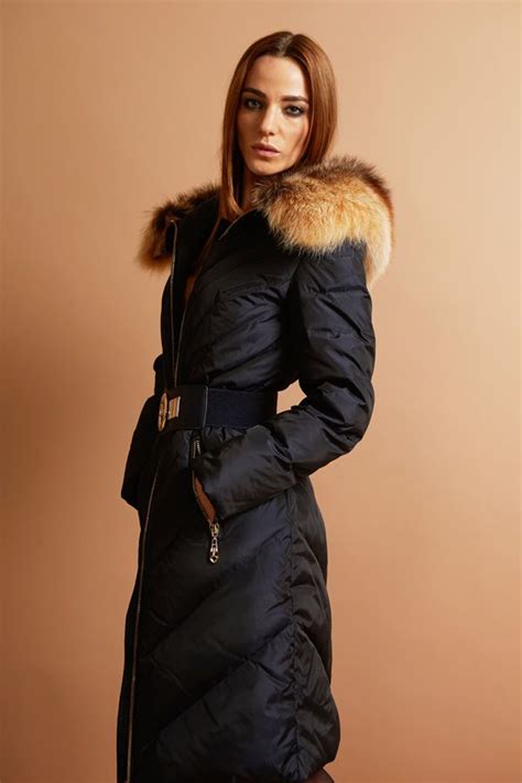2017 exports russia luxury women long down coat winter warm outwear overcoat parkas jacket with