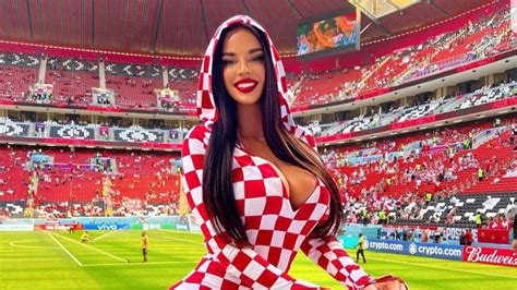 Foto Miss Kroasia Beberkan Soal Aksi Berbikini Saat Menonton Piala Dunia Di Qatar