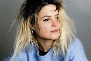 Alison Mosshart on her first solo effort and making a music video by ...