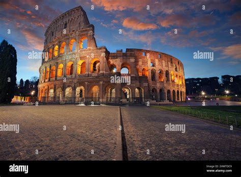 Colosseum Rome Italy Image Of Iconic Colosseum In Rome Italy At
