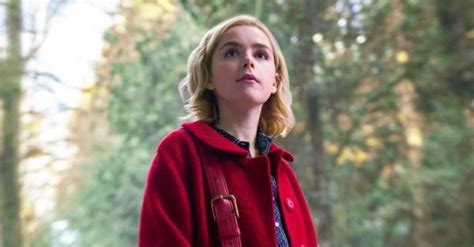 Netflix Reveals Witchy First Photos Of ‘chilling Adventures Of Sabrina Huffpost
