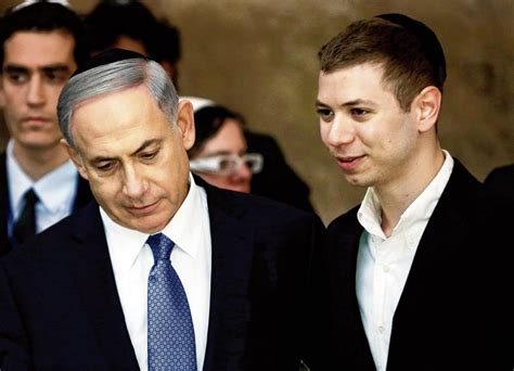 Israeli prime minister benjamin netanyahu. Zoon Netanyahu schept bij stripclub op over miljardendeal ...