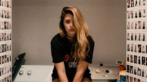 Youtuber Lia Marie Johnson Writes A Personal Song With “dna” Johnson