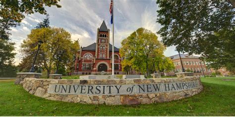 University Of New Hampshire Admission 2022 Rankings Fees Courses At