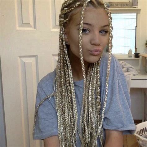 Forget what you've been told about hairstyles for older women. Pin by Gisele De on Beauty Goals | White girl braids, Hair ...