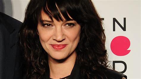 Asia Argento Settled With Sexual Assault Accuser Last Year Report 9celebrity
