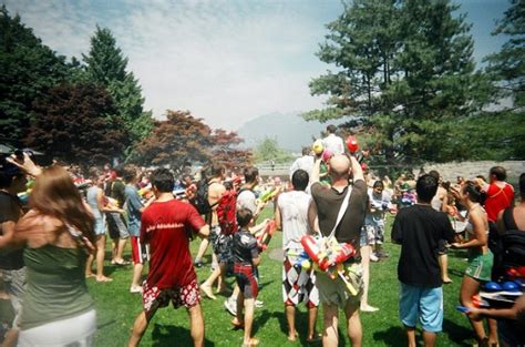 Super Soaker Sunday Vancouvers Largest Water Fight Taking Place In