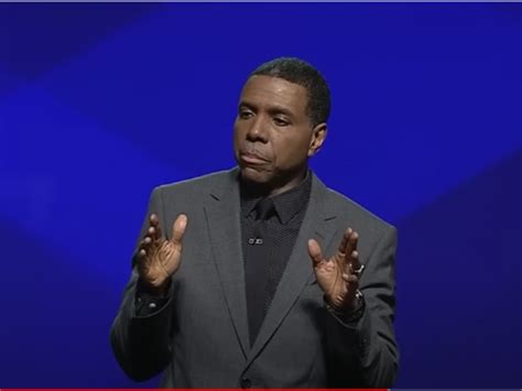 Us Pastor Creflo Dollar Tells Congregation To Throw Away His Books And Tapes On Tithing Says He
