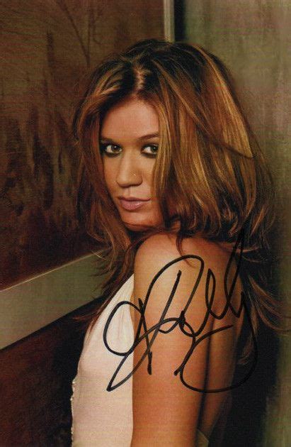 country music star kelly clarkson autographed hand signed photo american idol best country