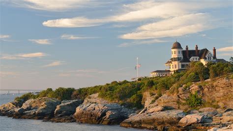 Newport Rhode Island Travel Guide Where To Go Stay And Eat Rhode
