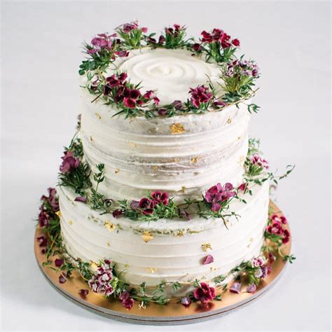 Rustic Thyme Wreath Layered Cake Floral Cake Buttercream Cake Quince