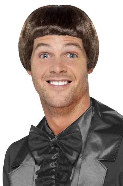 90s Bowl Cut Wig Brown