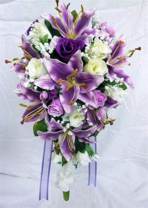 my 2 favorites roses and stargazer lilies purple wedding flowers lily bouquet wedding