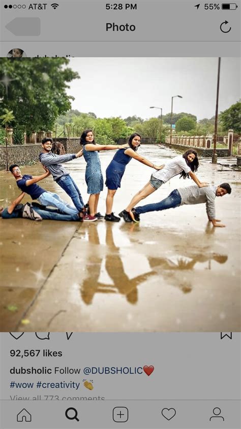 Funny Group Poses For Photoshoot