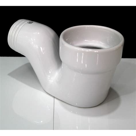 Bathtubs have the exact same drain trap as the kitchen sink and bathroom sink. P-Trap 3' Flat
