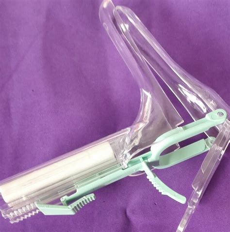 Medical Disposable Vaginal Speculum Plastic With Light