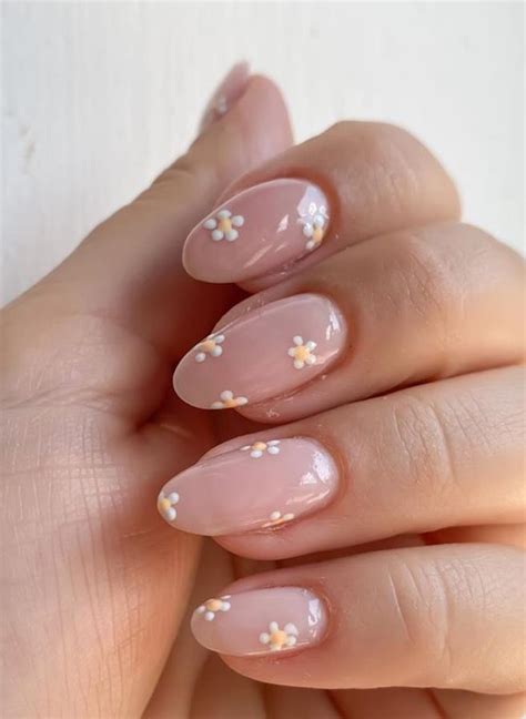 Manicure Trends 2021 Beauty Acrylic Short Nails With Flowers Designs
