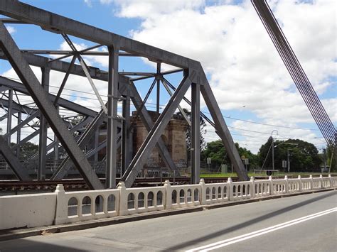 Indooroopilly is situated 5 miles from brisbane. The Walter Taylor bridge (Indooroopilly) | Dave Murchie ...