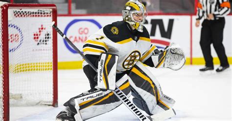 Bruins Goaltender Jeremy Swayman Named Nhls Rookie Of The Month For