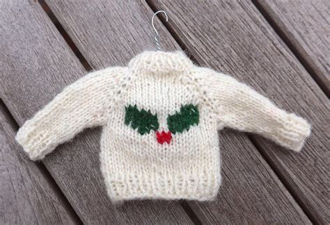 Learn more about these free knitting patterns. 11 Festive & FREE Knitted Christmas Ornaments