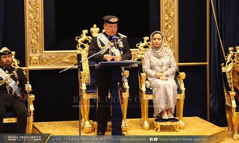Artikel ini secara terperinci memberitahu bagaimana kerajaan persekutuan mempertahankan kepentingan. Sultan Johor: Sertai Statut Rom bercanggah Perlembagaan ...