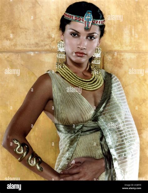 Cleopatra Jahr 1999 Regisseur Franc Roddam Leonor Varela