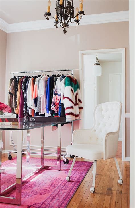 45 Reasons Pink Is The New Black Home Decor Closet Design Home