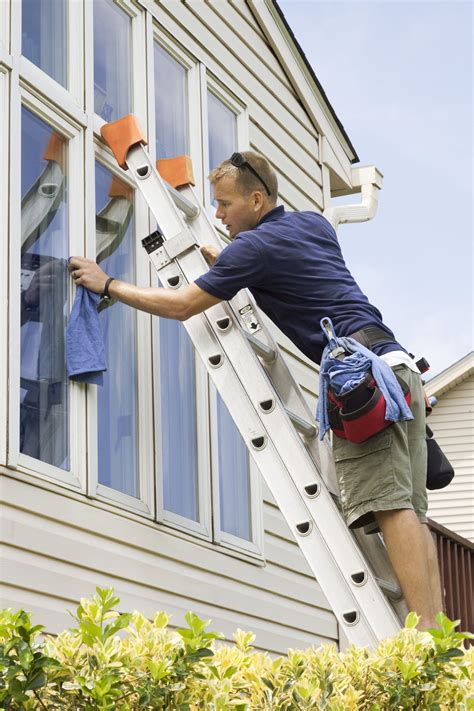 5 Safety Tips For Using An Extension Ladder This Old House