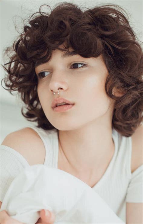 Finde Deinen Get The Look Hair Curly French Bob Manon