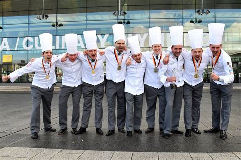 Noch nie in der geschichte der olympischen winterspiele war die schweiz bezüglich anzahl medaillen erfolgreicher. Armeeköche gewinnen Olympia-Gold - Blick