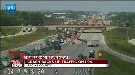 Multi Vehicle Accident Closes Northbound Lanes Of I 4194 In Racine