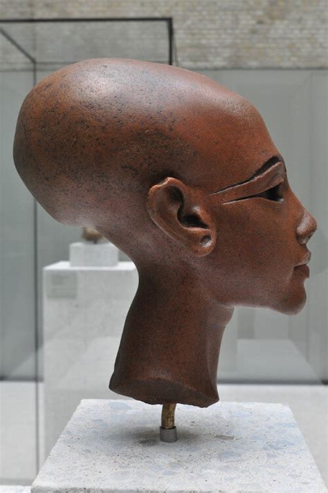 busto de nefertiti ancient egyptian art egyptian art