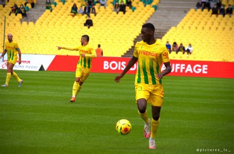 In february 2021, it was rumoured that kolo muani was the subject of a controversial video filmed by william saliba in 2018 that showed a france youth international teammate touching himself and masturbating. FC Nantes - AS Monaco, Randal Kolo Muani "on avait les ...