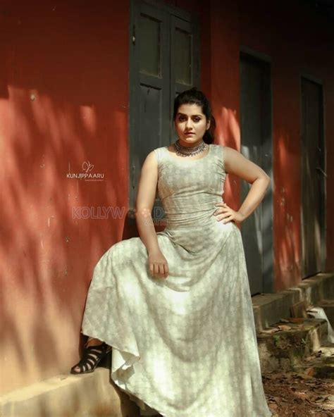 Malayalam Actress Sarayu Mohan Photoshoot Stills Kollywood