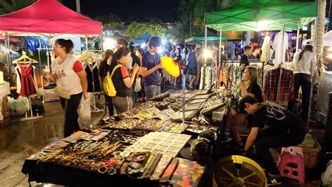 Wondering what are the best hidden night markets in bangkok? JJ Green - Bangkok's underappreciated night market