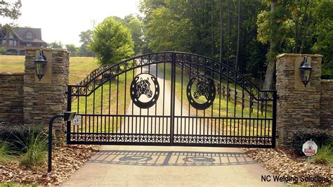 Custom Wrought Iron Driveway Gates Curved Hand Railings Gate