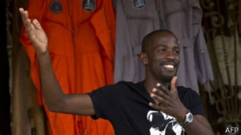 من بين مليون شخص أول أفريقي أسود يفوز برحلة إلى الفضاء Bbc News عربي