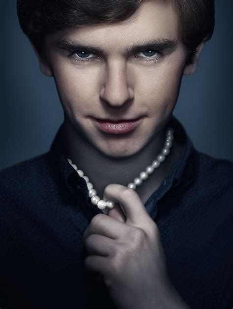 Bates Motel Season 4 Norman Bates Bates Motel Photo 39336144