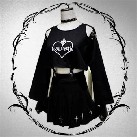 dark black women t shirt japanese harajuku streetwear embroidery heart female crop tops hard