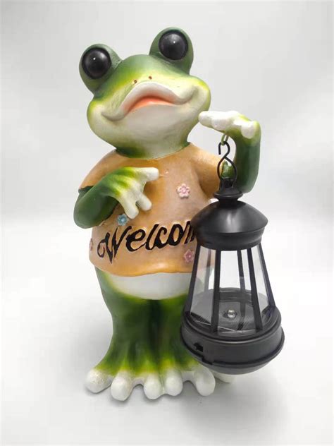 Solar Lantern Cute Frog In Suit Garden Statue China Resin Frog Garden