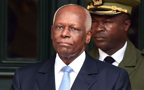 Presidente De Angola Confirma Aposentadoria Após 37 Anos No Poder