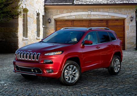 American Icon The 2017 Jeep Cherokee Overland 4x4