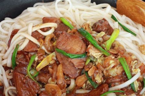 Xia ren chao mian (shrimp fried noodles). Shanghai Noodles (Cu Chao Mian) | Recipe (With images ...