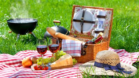 What To Take On A Traditional French Picnic Complete France