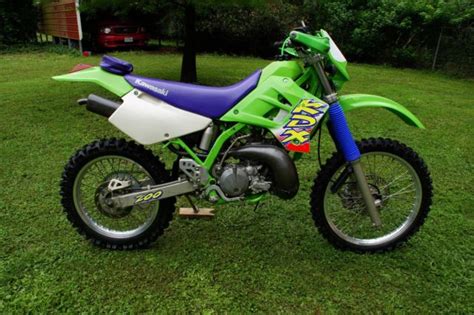 Presented motorcycle kawasaki kdx 200 by year 2005 like many motorcyclists. Awesome 1997 Kawasaki KDX200 H3