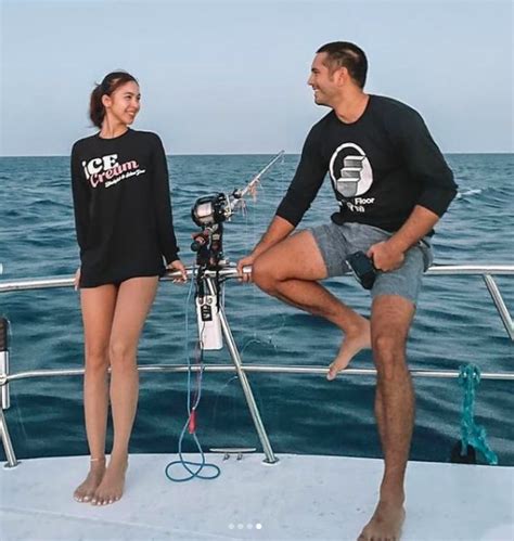 Gerald Anderson Shares More Fishing Snaps With Girlfriend Julia Barretto