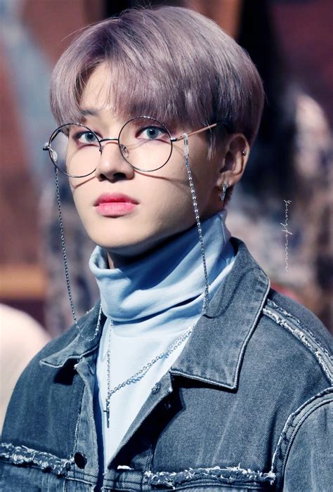 Wooyoung Ateez Hombres Hermosos Cantantes Walpaper Kpop