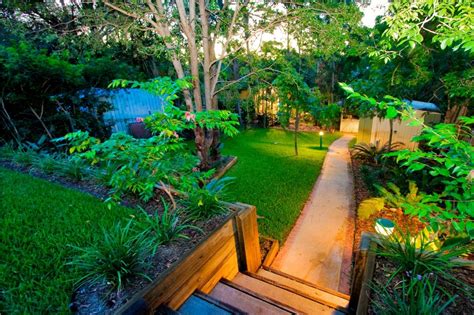 But, as an example, the price of weathered limestone can go up to $515 per ton. Retaining Walls Inspiration - Daydream Landscaping ...